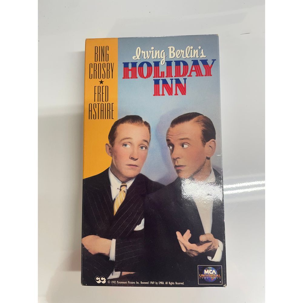 Irving Berlin's Holiday Inn VHS Bing‎ Crosby Fred Astaire Movie Film Tape